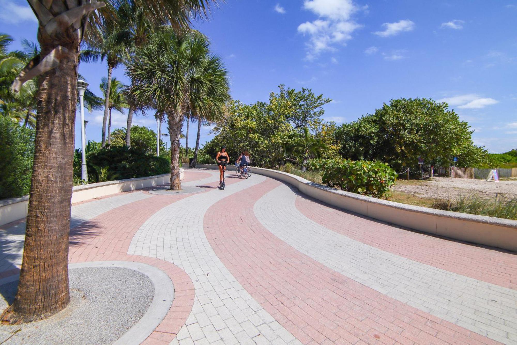 מיאמי ביץ' Charming Large Studio Near Ocean Dr - South Beach מראה חיצוני תמונה
