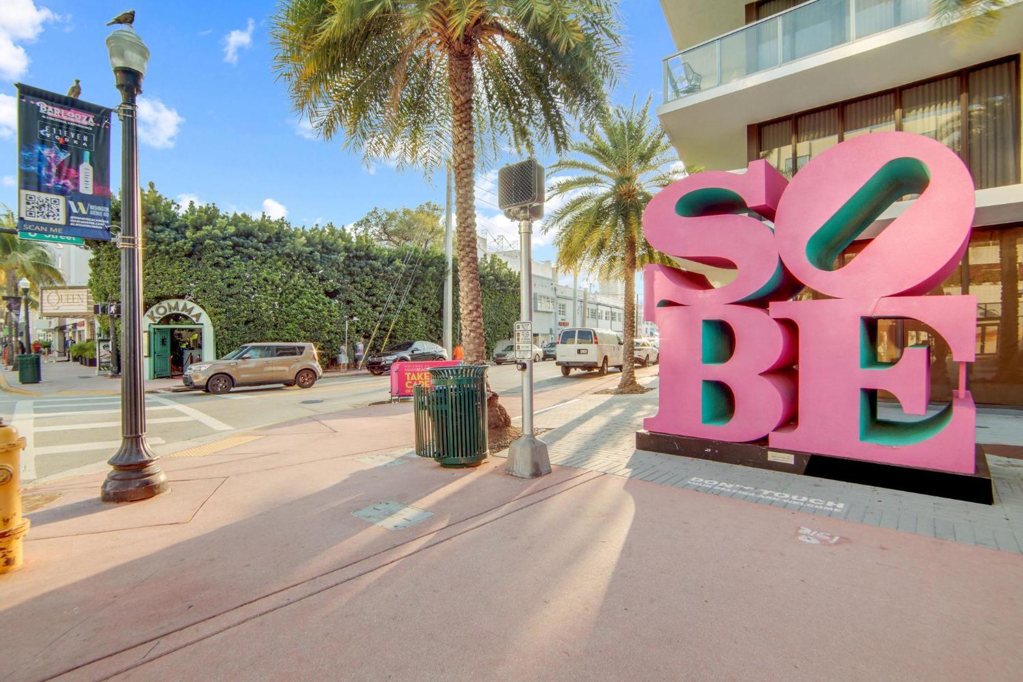 מיאמי ביץ' Charming Large Studio Near Ocean Dr - South Beach מראה חיצוני תמונה