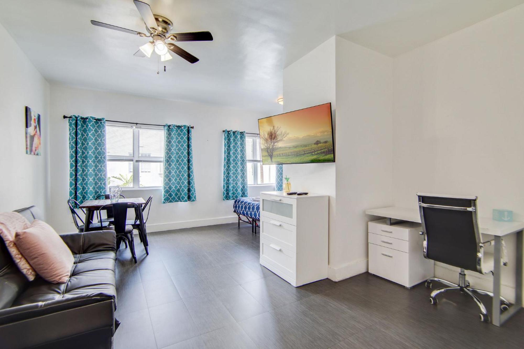 מיאמי ביץ' Charming Large Studio Near Ocean Dr - South Beach מראה חיצוני תמונה